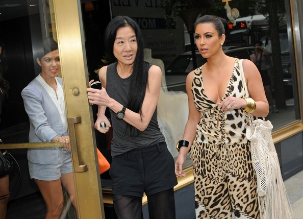 6 Kim+Kardashian+Vera+Wang+Kim+Kardashian+Vera+Exc7I8WELNvl.jpg